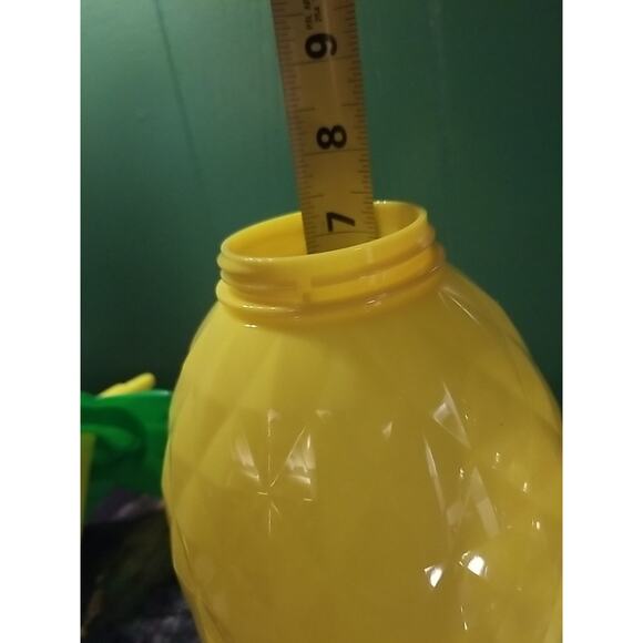 Gigantic Pineapple 11”H Drink Tumbler W Straw Reusable Summer Beach Outdoor-NEW - Picture 4 of 6